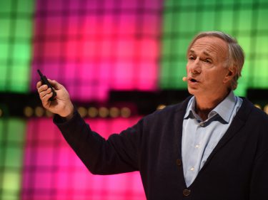 Dinheiro é lixo. Entenda o novo lema do mercado