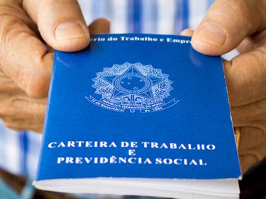 Brasil volta a criar empregos em julho com 130 mil novas vagas