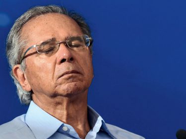 As 4 promessas mais surreais de Paulo Guedes