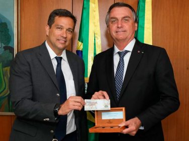 Saiba o que é o PIX de um jeito que até o Bolsonaro entenderia
