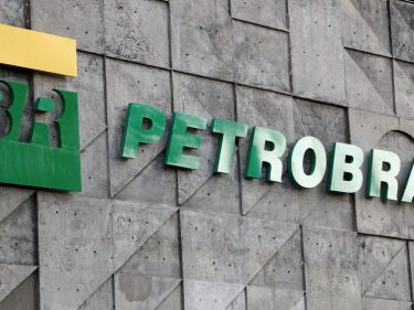 Privatização da Petrobras avança discretamente e deve ter fim do monopólio de refino