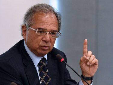 5 sinais de que a economia brasileira está despiorando