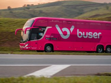 Buser, a empresa que quebrou o oligopólio rodoviário se vê ameaçada pelo Congresso