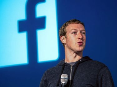 Zuckerberg quer que o Facebook se torne um “metaverso”