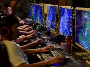 Apenas três horas de videogames por semana, essa é a nova lei da China: