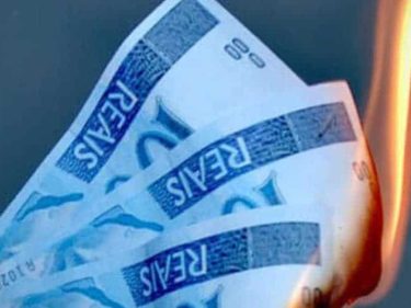 Porque o Real é a shitcoin suprema