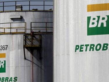 Congresso fixa o ICMS na máxima em meio a crise energética