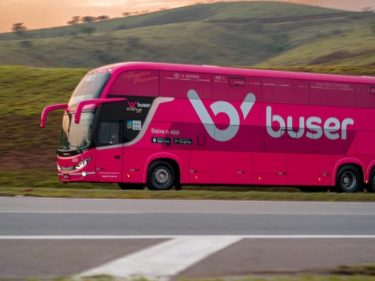 Buser, a empresa que quebrou o oligopólio rodoviário se vê ameaçada pela regulação