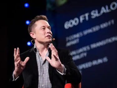 Famílias com menos filhos são a maior ameaça a humanidade hoje, segundo Musk