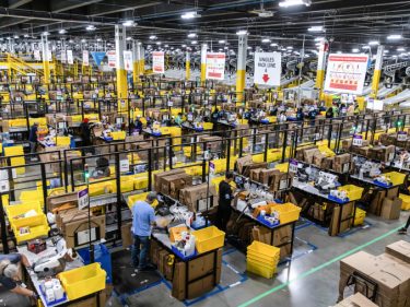 Amazon demitirá 18 mil funcionários, 1,2% da força de trabalho