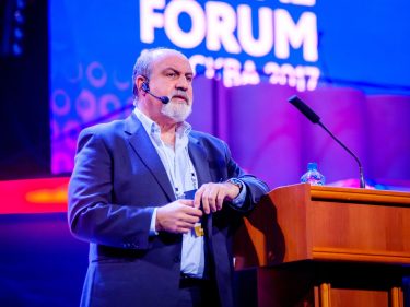 Taleb apela para a falácia do engraxate e chama Bitcoin de “doença contagiosa”