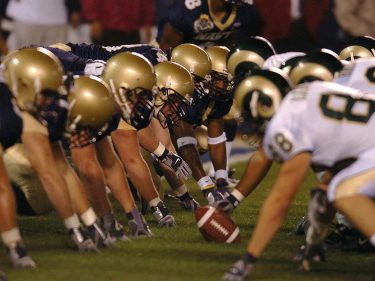 Receita com comerciais no Super Bowl deve atingir o dobro do valor pago aos times no Brasileirão