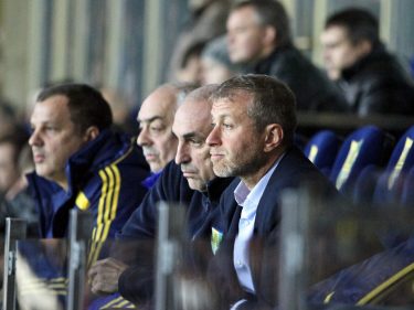 Quem é Roman Abramovich, o bilionário russo amigo de Putin
