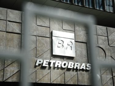Quanto custa intervir na Petrobras
