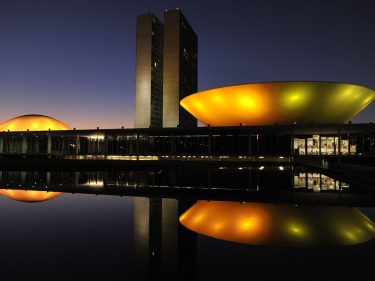 Congresso deve aprovar regulação de cripto. Isso é o que você deveria saber sobre