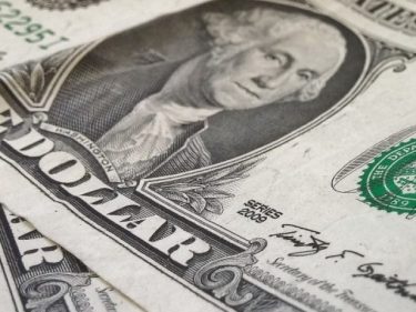 Plataforma de DeFi lança renda em dólar de 27% ao ano apostando contra a Ethereum