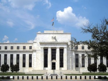 Após balanço crescer 130%, FED deve iniciar venda de ativos nesta semana