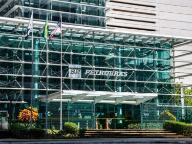 Petrobras aumenta preço do Diesel em 8,86%