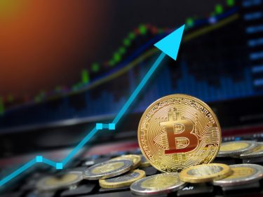 Preço do bitcoin sobe e ultrapassa US$ 24 mil no mercado