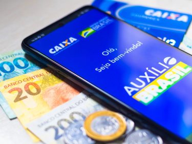 Consignado do Auxílio-Brasil pode ter juros de 86%