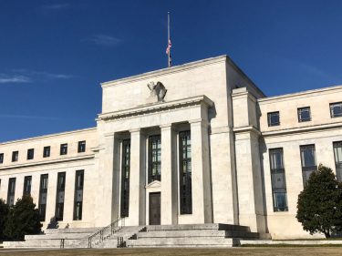 Como a taxa de juros afeta seus investimentos