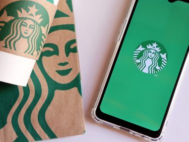 Starbucks usa Polygon para oferecer café de graça através de NFTs