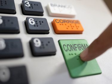 Candidato usa bitcoin no nome e fica como suplente para deputado federal