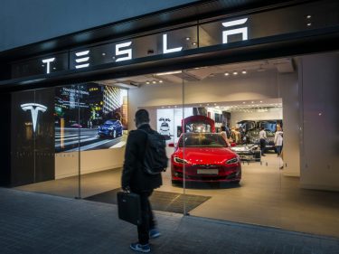 <strong>Lucro por veículo vendido da Tesla é 400% maior que a da segunda colocada</strong>