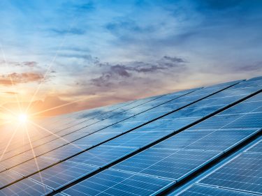 Fintech Kvoltz lança tokens para financiar projeto de energia solar.