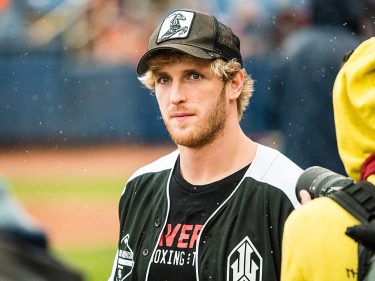 Logan Paul se explica após acusações de golpe com projeto de NFTs