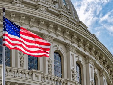 Governo americano deve resgatar criptobancos com US$13 bilhões