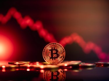 Liquidações de ‘Longs’ ultrapassam US$ 330 milhões com queda do Bitcoin