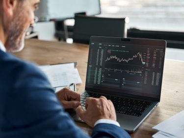 Traders experientes aumentam posições em um token específico, segundo Nansen