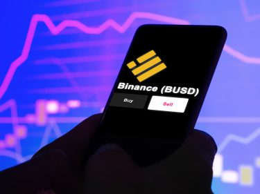 SEC abandona investigação sobre stablecoin da Binance, BUSD