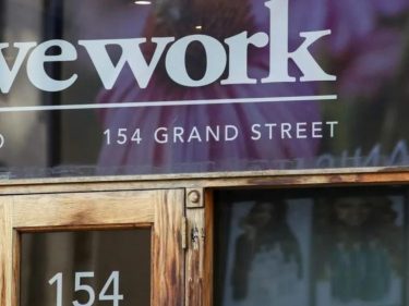 WeWork flerta com falência pela terceira vez; dívidas somam US$ 18,7 bilhões