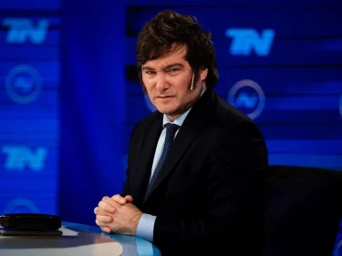 Candidato pró-bitcoin Javier Milei vence eleições primárias da Argentina