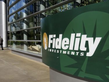 Governos devem comprar Bitcoin, aposta gestora de US$5 trilhões