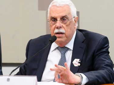 Morre Affonso Pastore, economista defensor de instituições