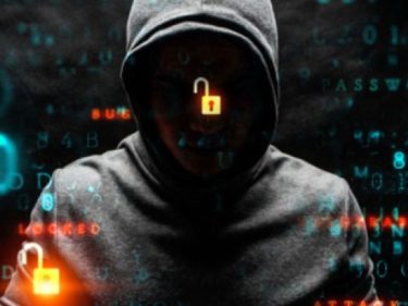 Golpes com criptomoedas somaram US$ 5,6 bilhões em 2023, diz FBI