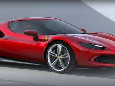 Europeus agora podem comprar Ferrari com criptomoedas