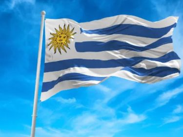 Uruguaios votam contra se aposentar mais cedo