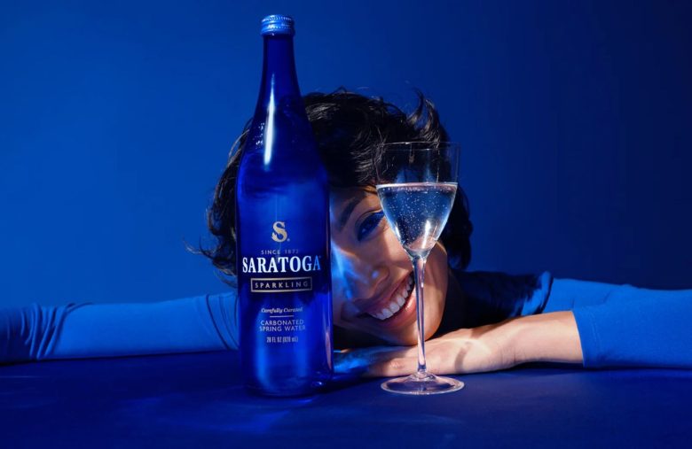 saratoga water vídeo compartilhou 