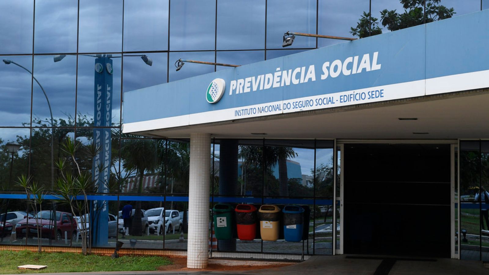 Em terra que INSS rouba bilhões de aposentados, Bitcoin é solução