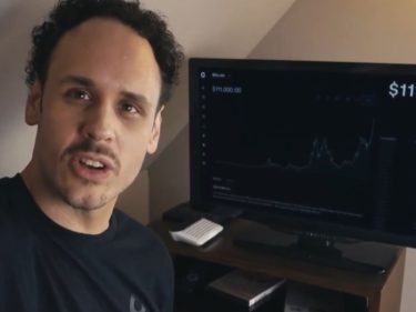 Bitcoiner da live de comemoração dos US$ 111 volta a comemorar em US$ 111 mil