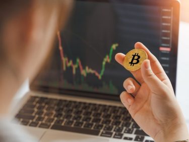 Fundos de criptomoedas atingem US$ 167 bilhões, e interesse por americanos aumenta