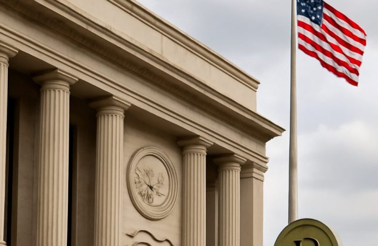 SEC abre caminho para ‘ondas’ de ETFs de cripto com novos padrões de listagem