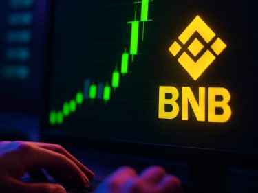 BNB marca nova máxima histórica de US$ 1.111 com atividade on-chain em alta