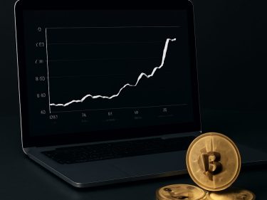 Chance de Satoshi mover bitcoins em 2025 salta para 15% em mercado de previsões