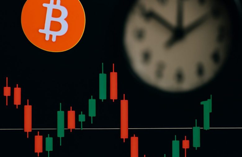 Bitcoin precisa de uma alta de 6,24% para fechar 2025 no verde, diz analista