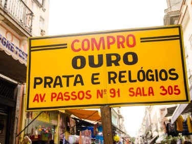 Como comprar e vender Ouro (sem precisar usar uma placa no centro da cidade)